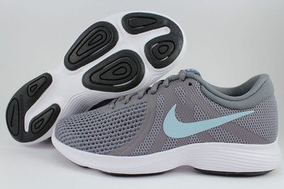 women's nike revolution 4 wide
