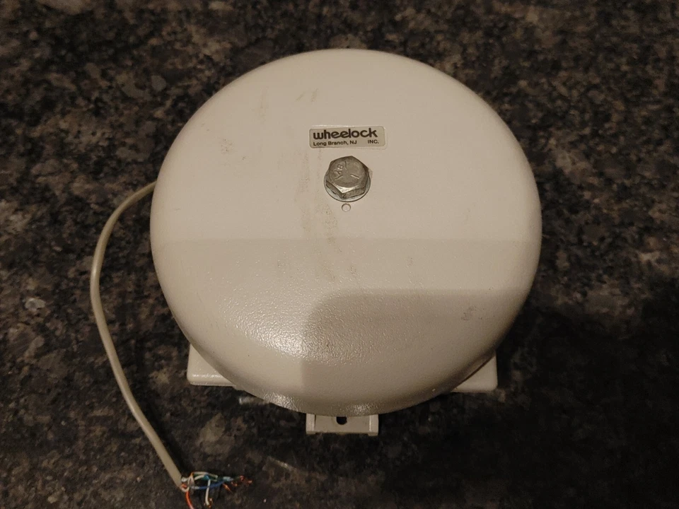 WHEELOCK TB-593 TELBELL PATENTE NO. 4970490 FCC NO. AB998X-10293-RG-N 3395 - Imagen 2 de 4