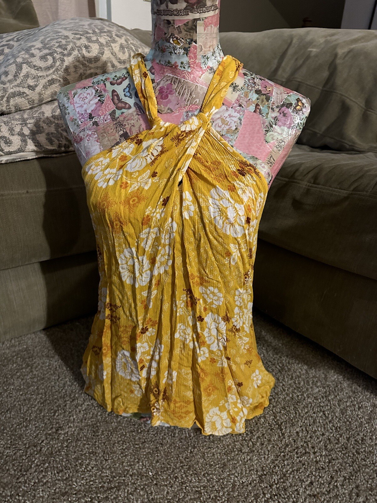 Picture 1 of 4