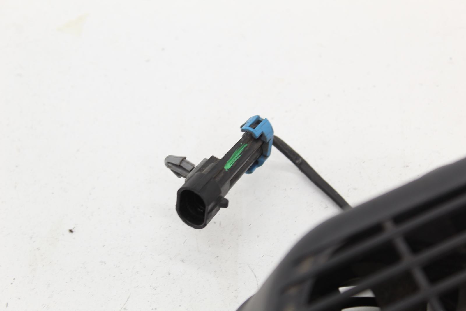 1722 HarleyDavidson Road Glide Ultra Fltru Rear Cylinder Cooling Fan eBay