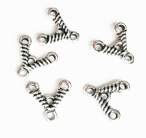 20 pcs of Antique silver connector  link with 3 loops 14x13mm  - Picture 1 of 3