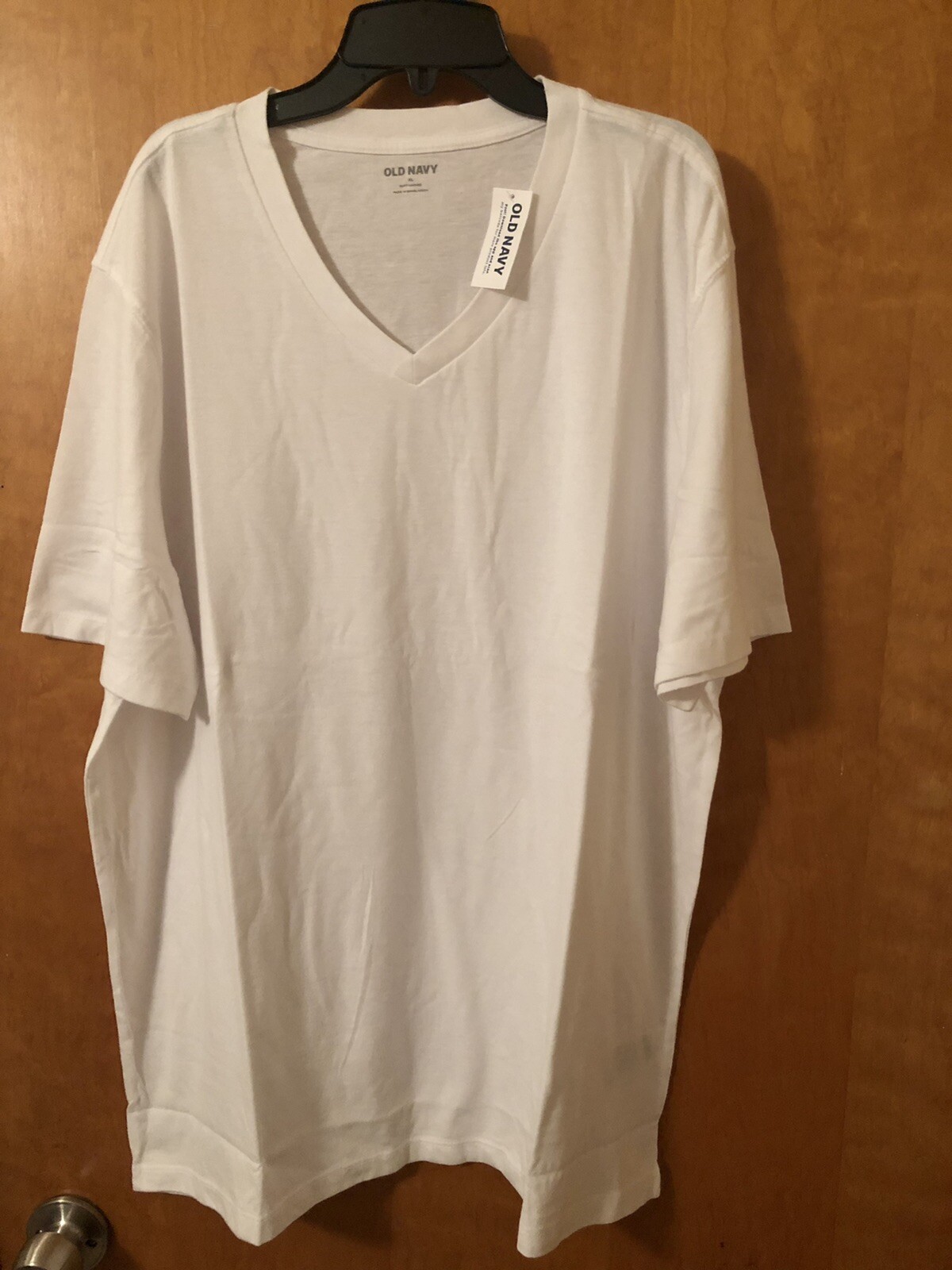 OLD NAVY Men’s Soft-Washed V-Neck T-shirt, White, New With Tags , Size ...