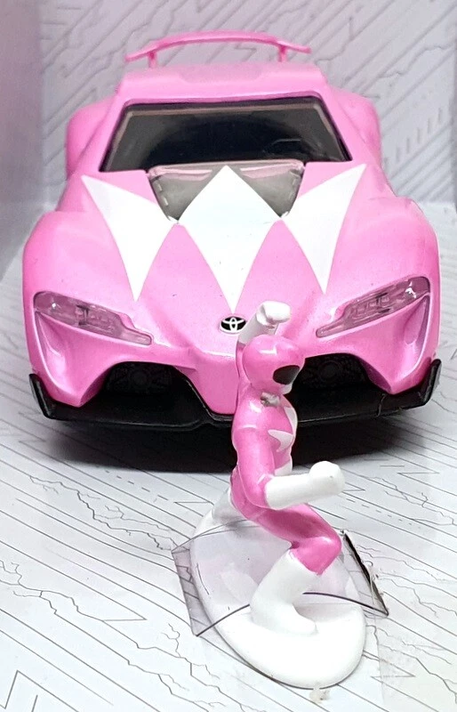 Jada 1/32 Scale 33079 - Pink Ranger & Toyota FT-1 Concept (Power Rangers) Pink - Image 3 of 4