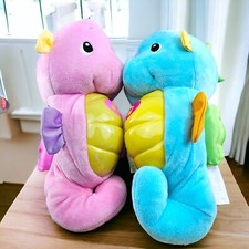 Fisher Price Glow Seahorse Stuffed Animal Plush Lullaby Pink Blue Musical Light