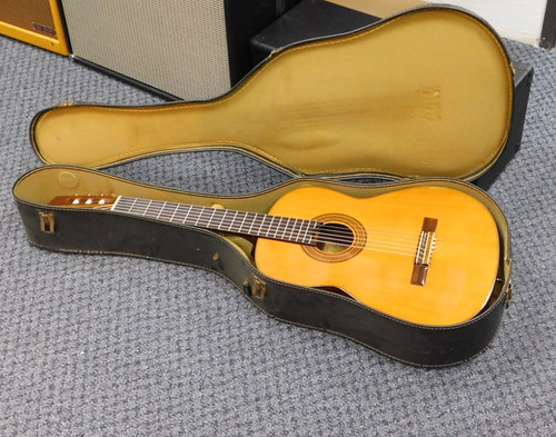 Vintage 1970's Estrella Classical Guitar w/ Case! Made in Japan by Matsumoku!!!