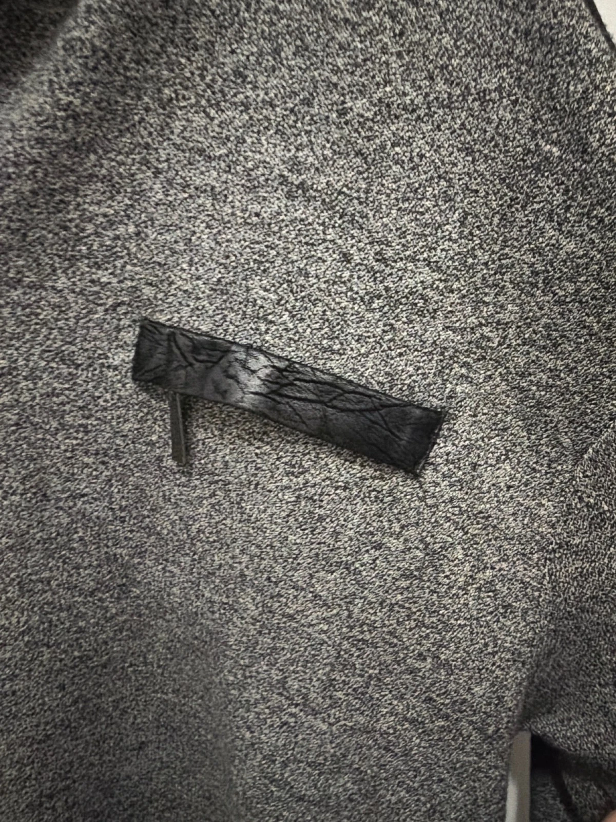 Decode Men’s 3X Gray Quarter-Zip Sweater with Black Shoulder Panels - product detail image 6