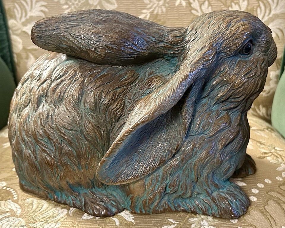 Vintage Sculpture Figurine 11