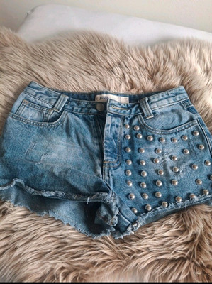 FB Sister Damen Hotpants Jeans-Shorts Denim Blau Gr. S Nieten