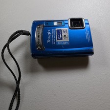 Olympus Tough TG-310 Waterproof Digital Camera Blue TESTED WORKING No Charger