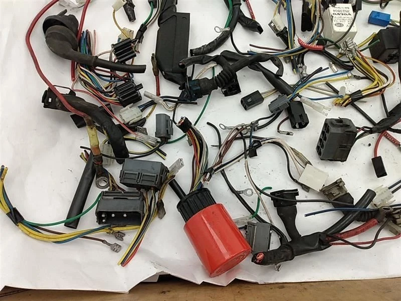 Kit coleta arnés de cables vehículo VOLVO 240 SEDAN se adapta a 86 87 88 89 90 91 92 93 Foto 2 de 4