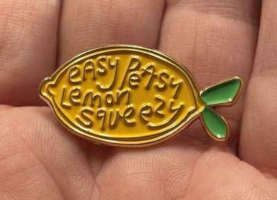 NEW  Easy Peasey Lemon Squeezy  Yellow &Gold Outline Collectors Enamel Lapel Pin