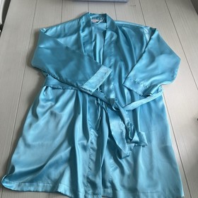 Victoria&rsquo;s Secret Robe One Size Sexy Silky Belted Short Kimono Pockets