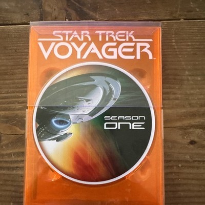 Star Trek Voyager The Complete First Season 1 One 5-Disc DVD Box Set 2004