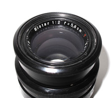 Carl Zeiss Jena Biotar 58 mm 5,8 cm f/2 obiettivo rosso T con 17 lame attacco Exakta RARO!