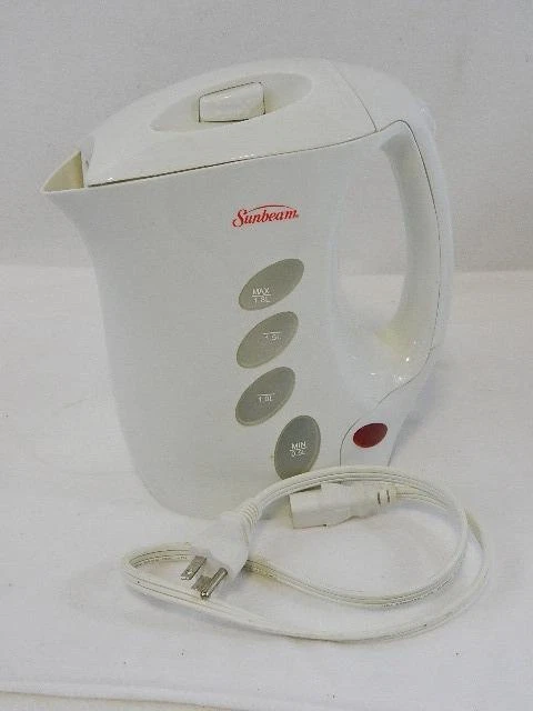 Sunbeam SEK17 1.8-liter Electric Water Kettle 1500-watt White