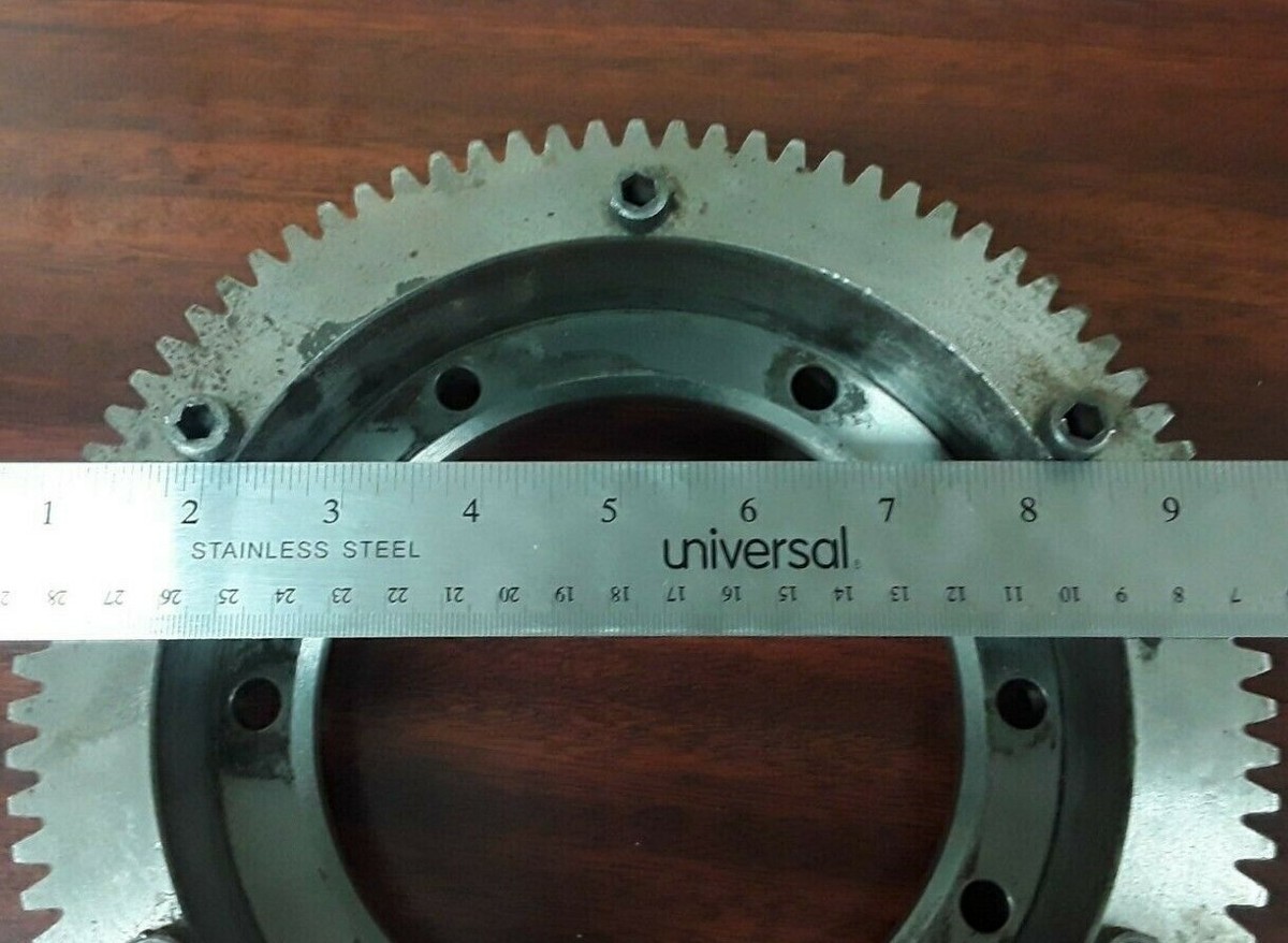 Detroit Diesel 5124646 and 8926633, Oil Pump Gear and Crankshaft