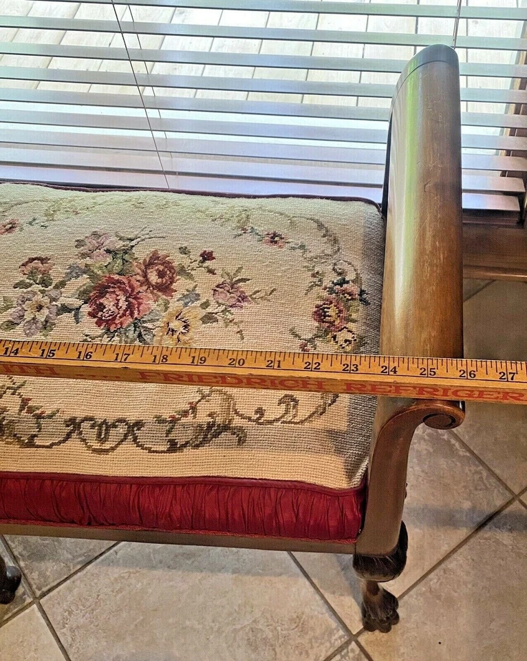 Antiguo banco victoriano de caoba trineo tallado pata pies de león punta de aguja Foto 2 de 4