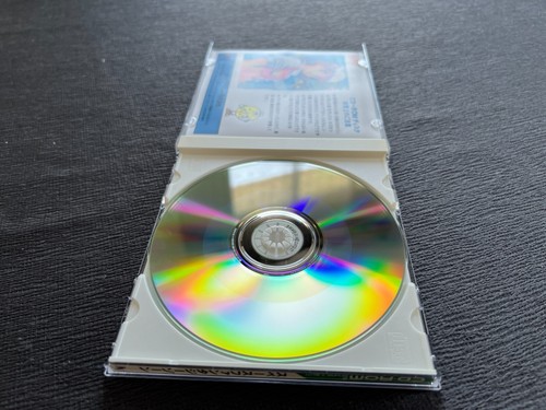 PC Engine CD Space Fantasy Zone en très bon état! Avec Spin Card - Foto 2 di 2