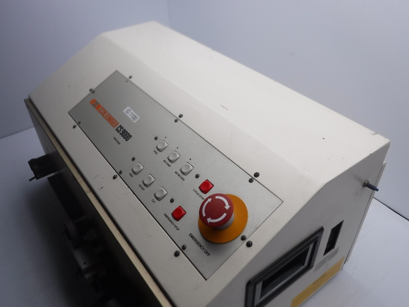 Schleuniger CS9000 100-120V / 220-240V