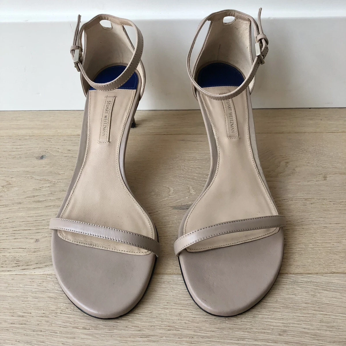 Stuart weitzman 2025 45 nudist