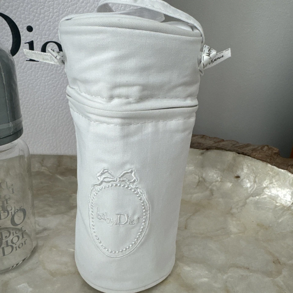 100% AUTHENTIC RARE BABY DIOR SILVER GLASS FEEDING BOTTLE 125ML & DIOR COOL BAG - Image 4 of 4
