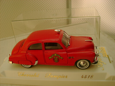 SOLIDO #4518 CHEVROLET POMPIER FIRE DEPT. 4-1/2'' LONG NEW IN BOX