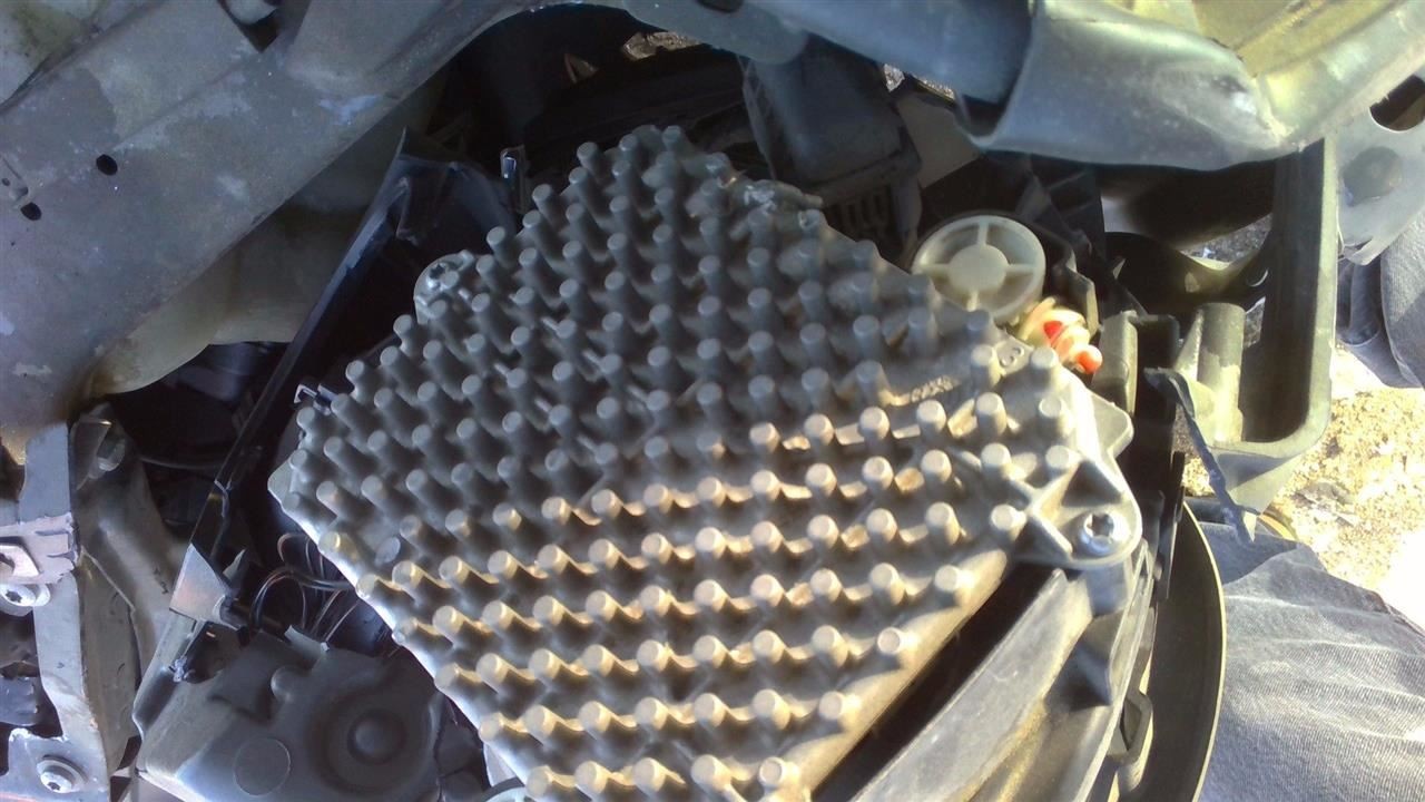 Chassis ECM Lamps LED Headlamps Main Module Fits 14-17 19 BMW i8 31789401