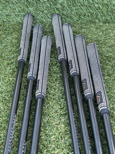 *MENS FULL SET OF COBRA- TAYLORMADE -NIKE GOLF CLUBS -RIGHT HANDED* - Picture 15 of 19