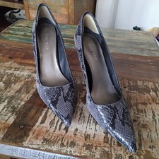 Nine West Faux Snakeskin Pointed Toe Pumps Size 7 1/2 M Pre-owned Without Box