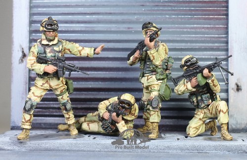 (Pre-Order) US 101st Airborne Division Crews (04 figures) 1:35 Pro Built Model - Picture 1 of 12