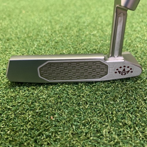 NEW 2025 Scotty Cameron Studio Style Newport 2 Plus Putter - RH, 35" - w/HC - Picture 4 of 6