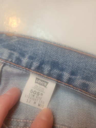 Vintage Women’s Levis 505 Denim Jeans 12 MIS M Made in USA Measured 31”X31”