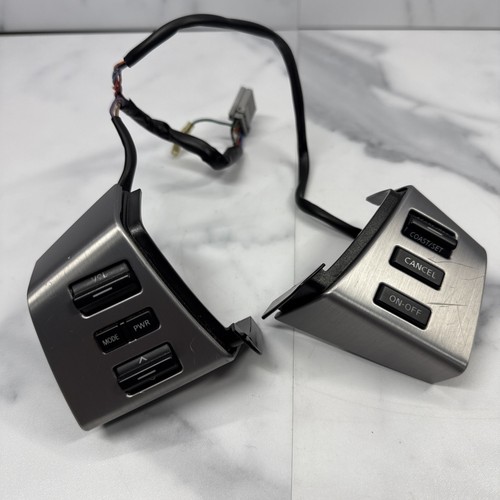 2005-2007 Nissan Murano OE Steering Wheel Cruise Volume Radio Control Switch Set