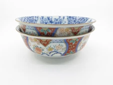 Pair of Japanese Porcelain Bowls colorful blue 7-5/8" Diameter x 2-3/4" Tall