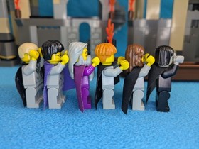 LEGO Harry Potter: Vintage Set 4709 Hogwarts Castle W/Instructions - Read