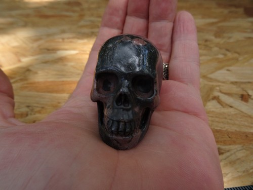 2.1" Unknown Stone Skull Hand Carved Realistic 3.5oz 98.4g Crystal Healing - Picture 9 of 12