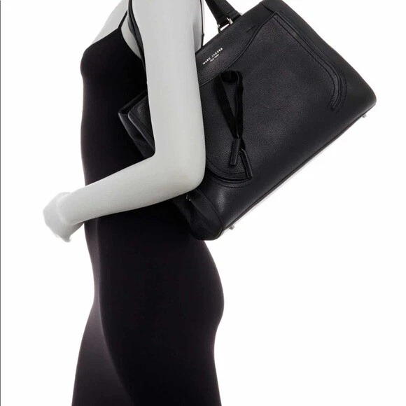 Marc Jacobs Maverick Large Tote Shoulderbag Black Leather 3way entry  Zip;NWT$425 | eBay