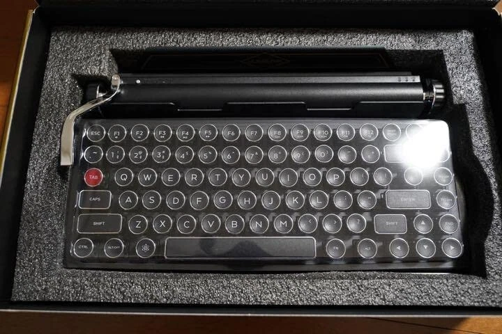 Resident Evil RE: 2 Official Typewriter Bluetooth Keyboard CAPCOM
