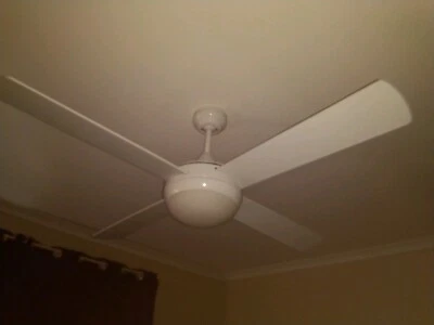 Mercator White Ceiling Fans X 3 With X 3 Remotes Other Appliances