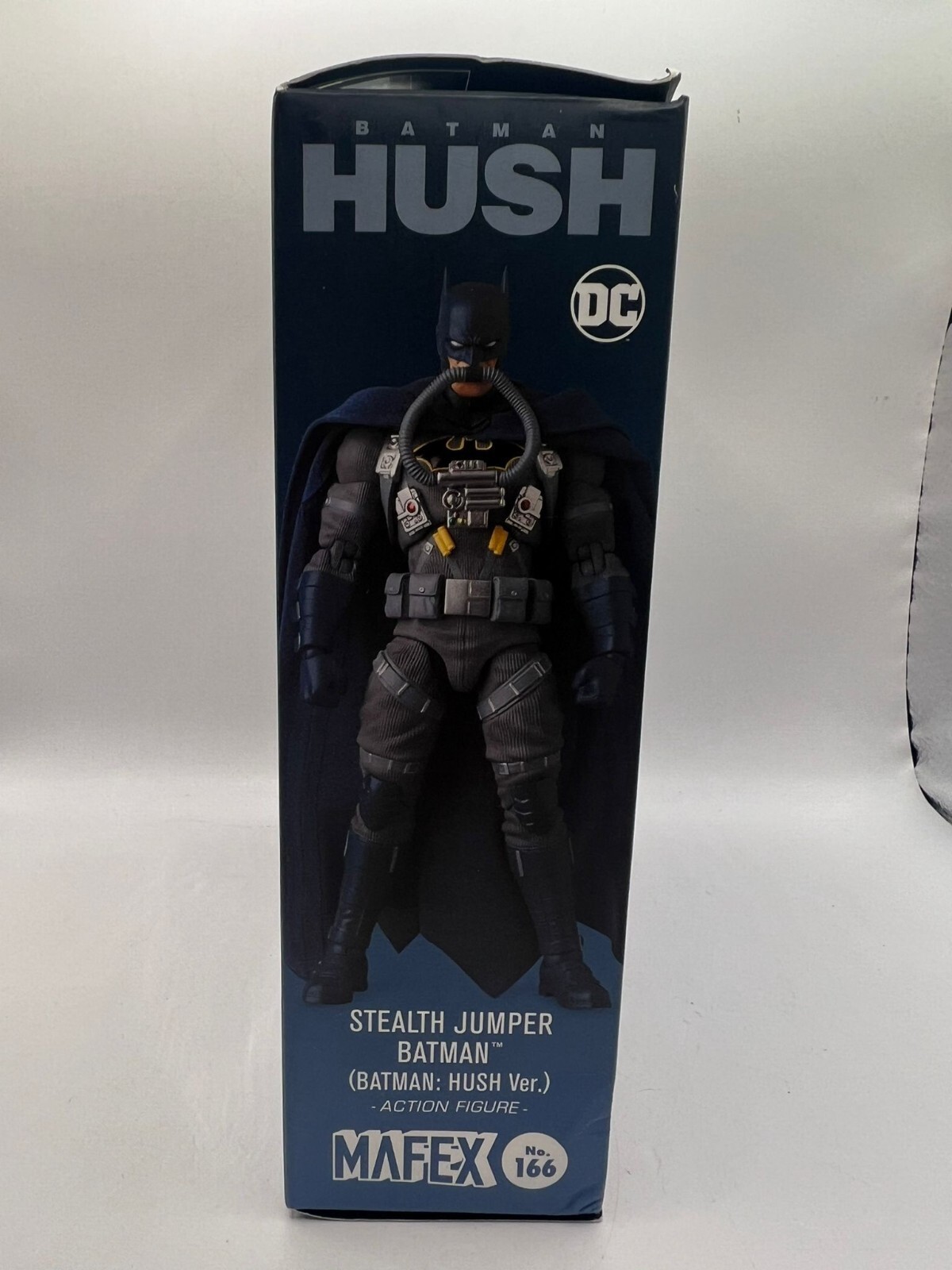MAFEX DC Comics Hush Stealth Jumper Batman Used Complete Action Figure Toy