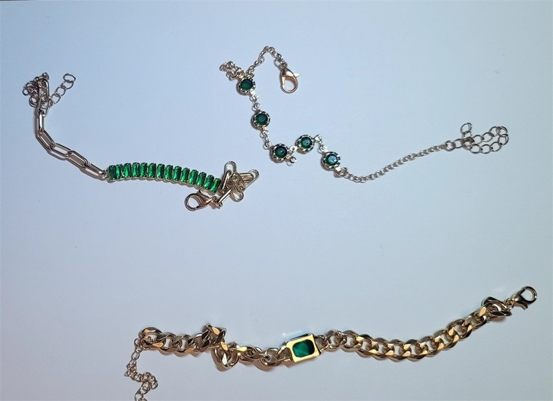 A Set Of 3 Gold Plated Bracelet With Emerald 