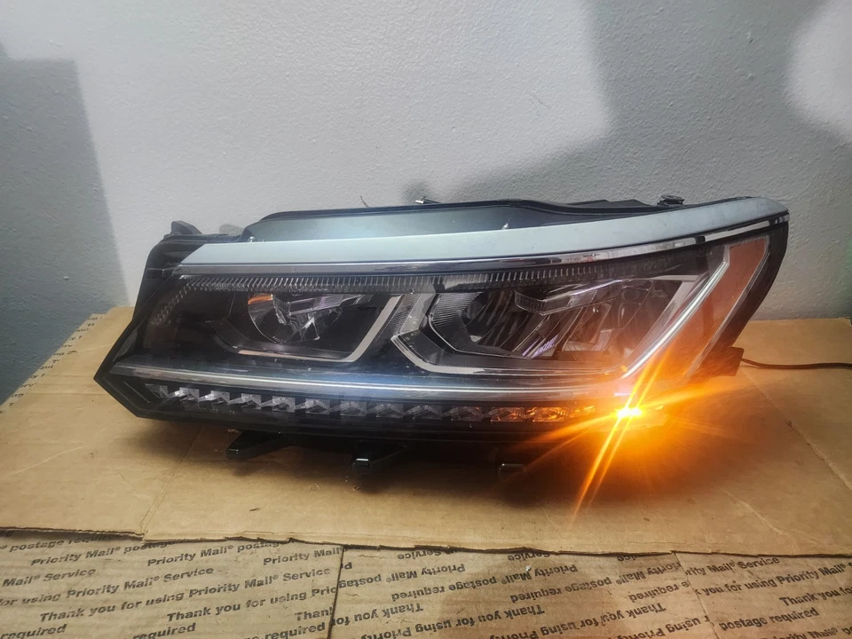 2016–2019 Volkswagen Passat Left LED Headlight Assembly OEM 561941035A w/ Module - Image 4 of 4