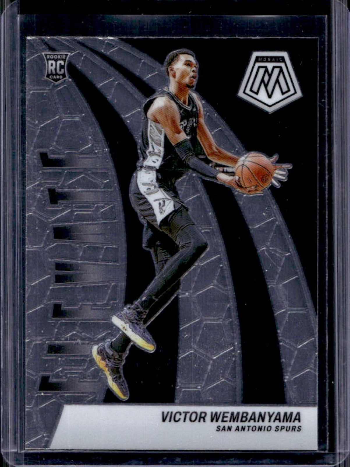 2023-24 Panini Mosaic Victor Wembanyama Elevate RC Rookie #18 Spurs