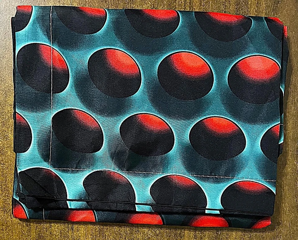 JUEGO FUNDA NÓRDICA REINA ÚNICO IMPRESO EN 3D ROJO/NEGRO CÍRCULOS SOBRE AZUL 2 FUNDAS NUEVO Foto 3 de 4