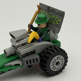 LEGO DC Comics Batman: The Riddler Chase 76012 The Riddler and car