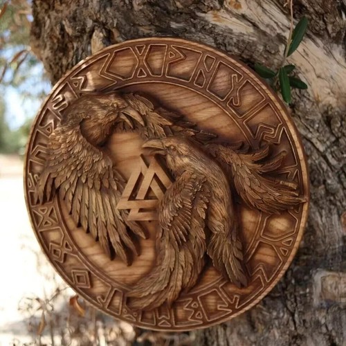 Símbolo vikingo cuervo escudo vikingo de madera decoración vikinga arte de pared Odin Hugin - Imagen 4 de 10