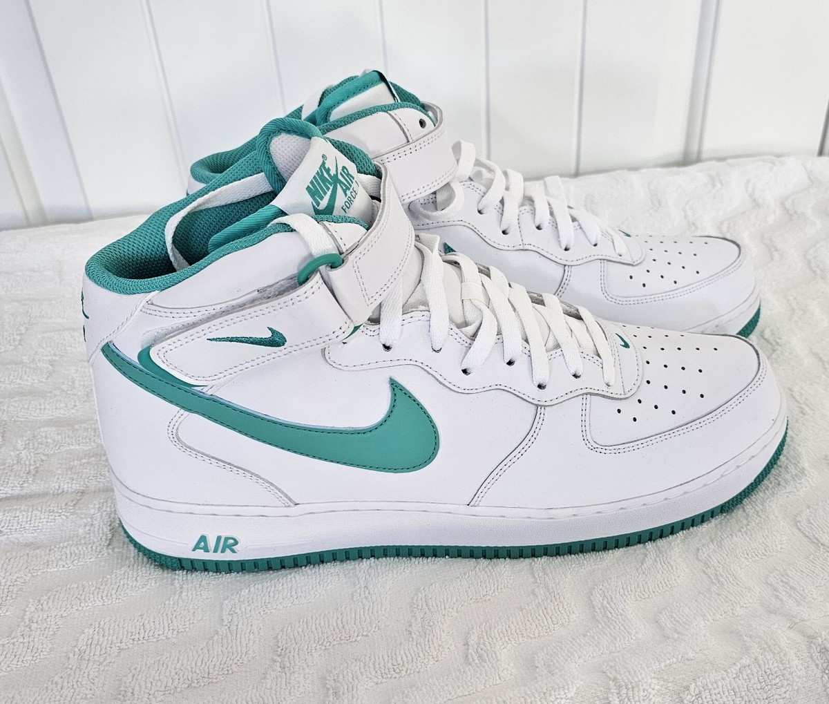Nike Air Force 1'07 Mid White Clear Jade US Men's Size 14 | eBay Nike Air Force 1'07 Mid White Clear Jade US Men's Size 14 | eBay