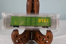 Micro Trains N Scale 60' Box Car Excess Height 102010 Detroit Toledo & Ironton