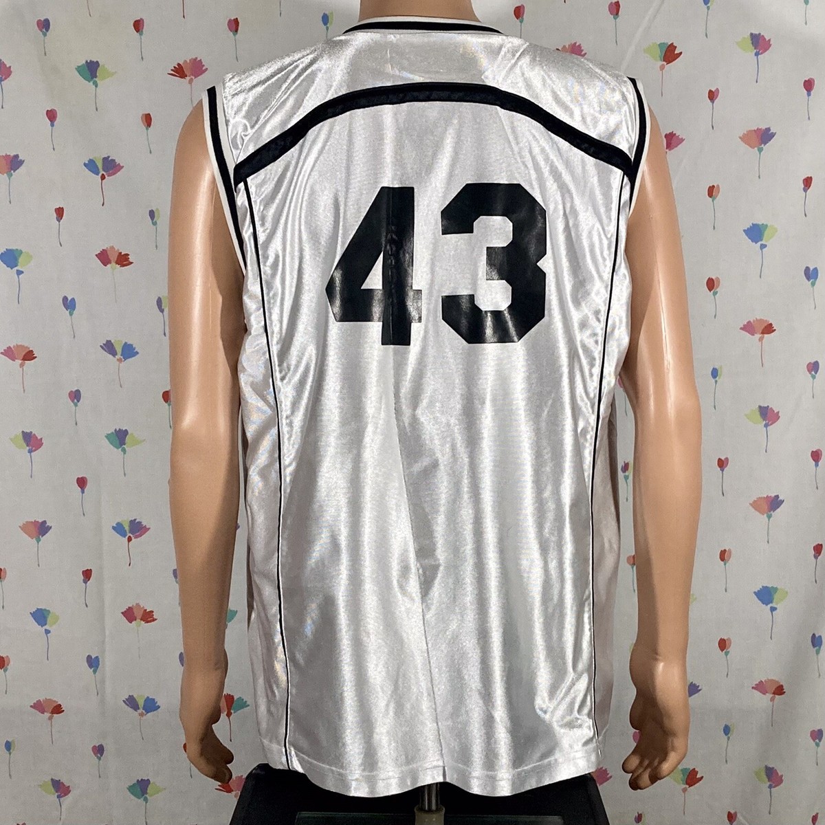 Zeeni - Men's Basketball Reversible Practice Jersey - Approximate Size 1XL