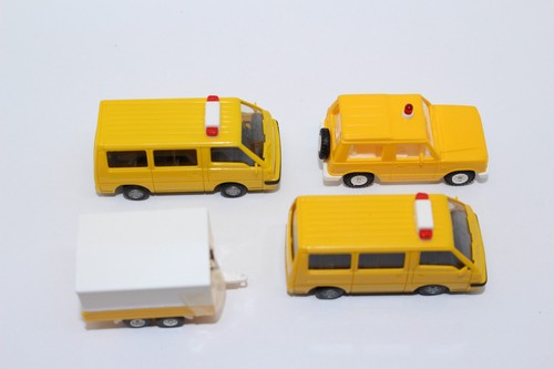 fw2252, RAR Rietze 2x Mitsubishi & Suzuki & Anhänger Flughafenfeuerwehr Set HHH - Bild 7 von 13
